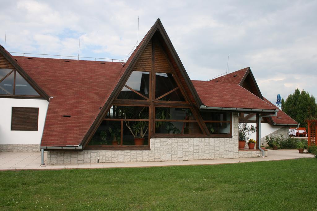 Drumul Dragostei Vintu De Jos Exterior foto